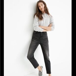 H23 Madewell Mom Jean in Dunstable Wash Black Comfort Stretch Edition Size 23